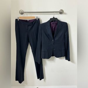 Elie tahari suit set